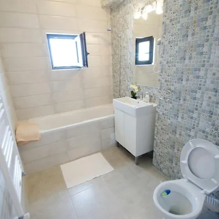 Adela Summer Apart Apartamento